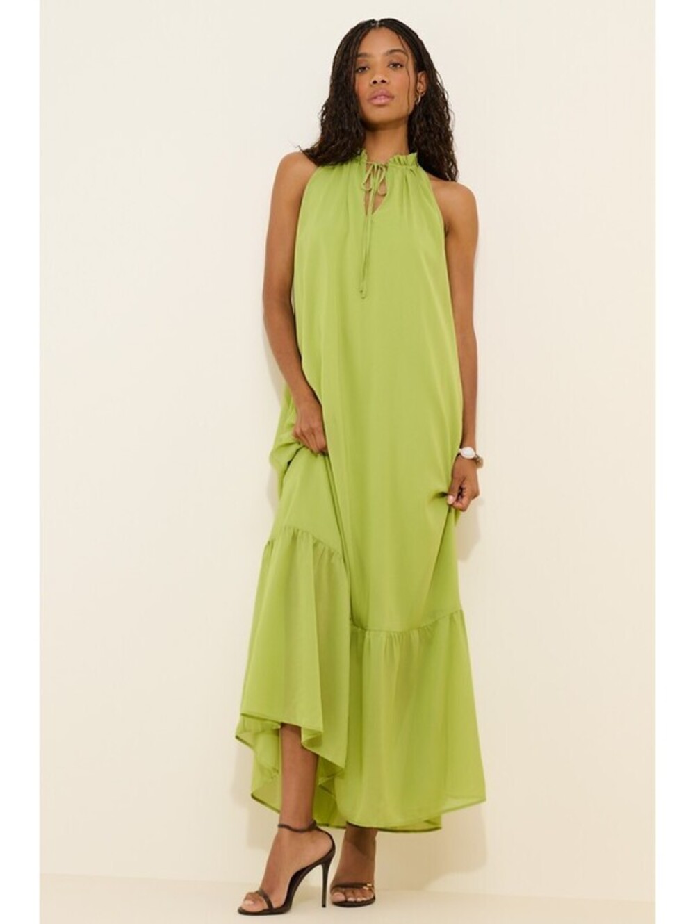 Badgley Mischka - Green Halter Neck Maxi Dress with Ruffle Hem, Size 4